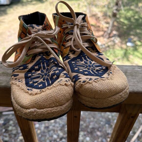 Shoes - Super Cool Natural Fiber Canvas Wide toe Size 40 Patchwork Shoes
